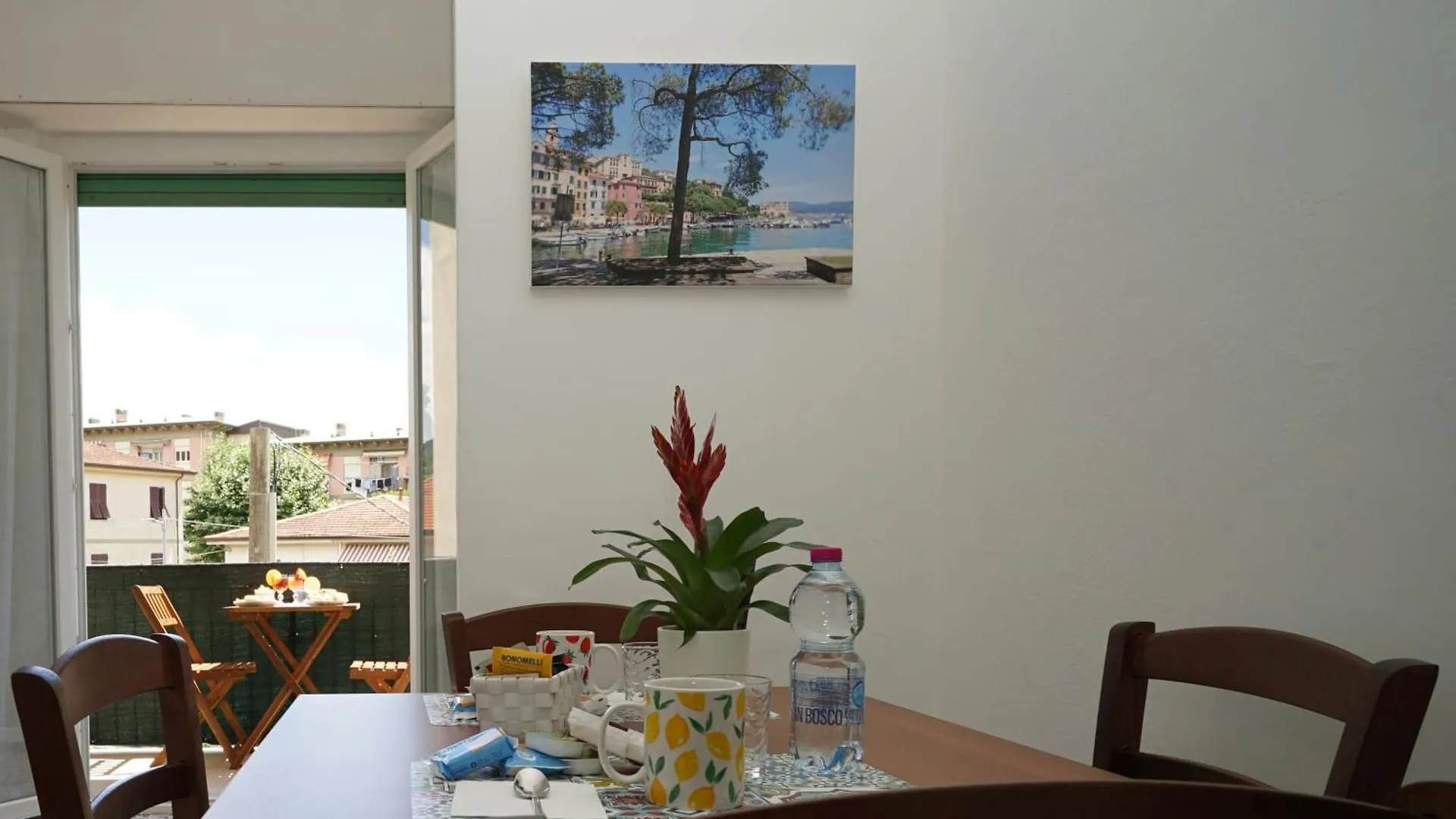 Gagliola Cento Apartment La Spezia