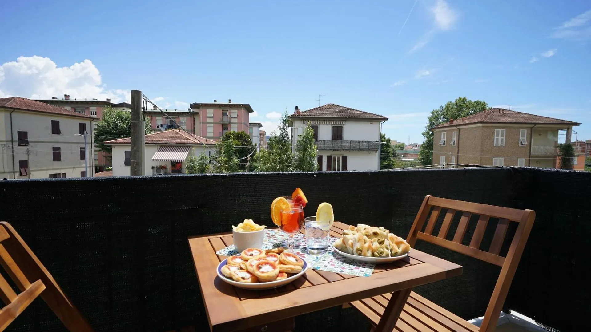 Gagliola Cento Apartment La Spezia